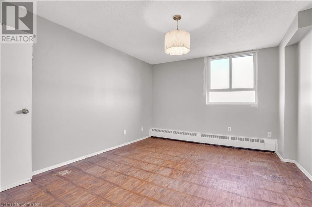 809 - 225 HARVARD PLACE Image 30