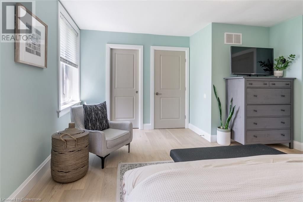 3380 SECOND AVENUE Image 19
