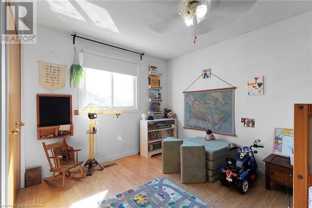20 THOMPSON DRIVE Image 20