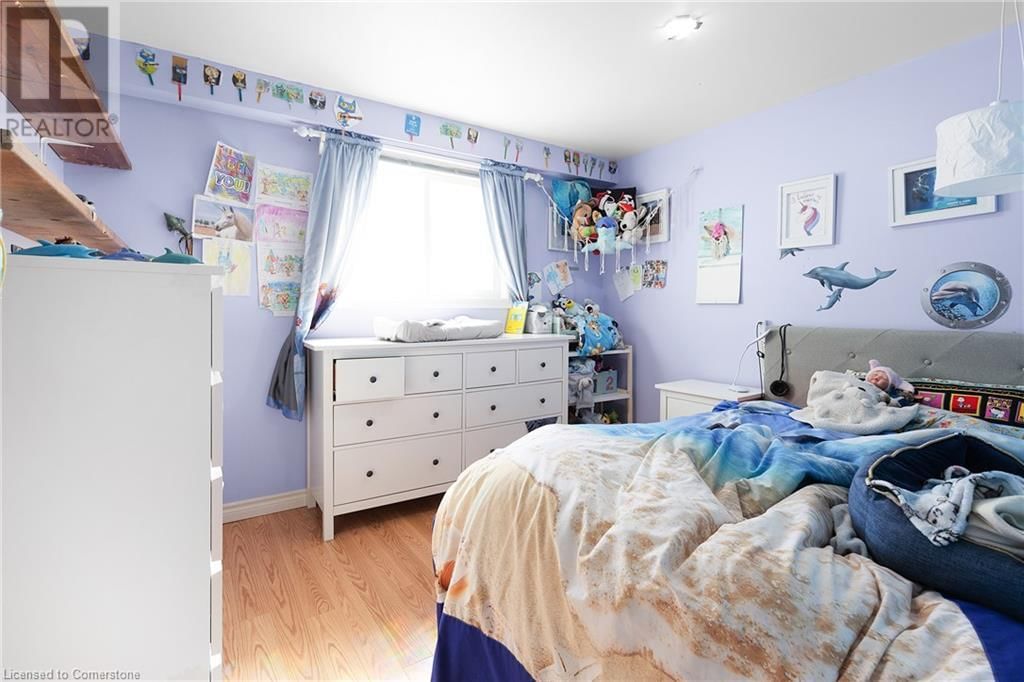 20 THOMPSON DRIVE Image 27