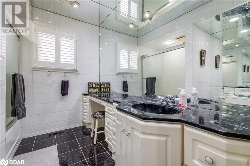 107 BROWN STREET Image 14