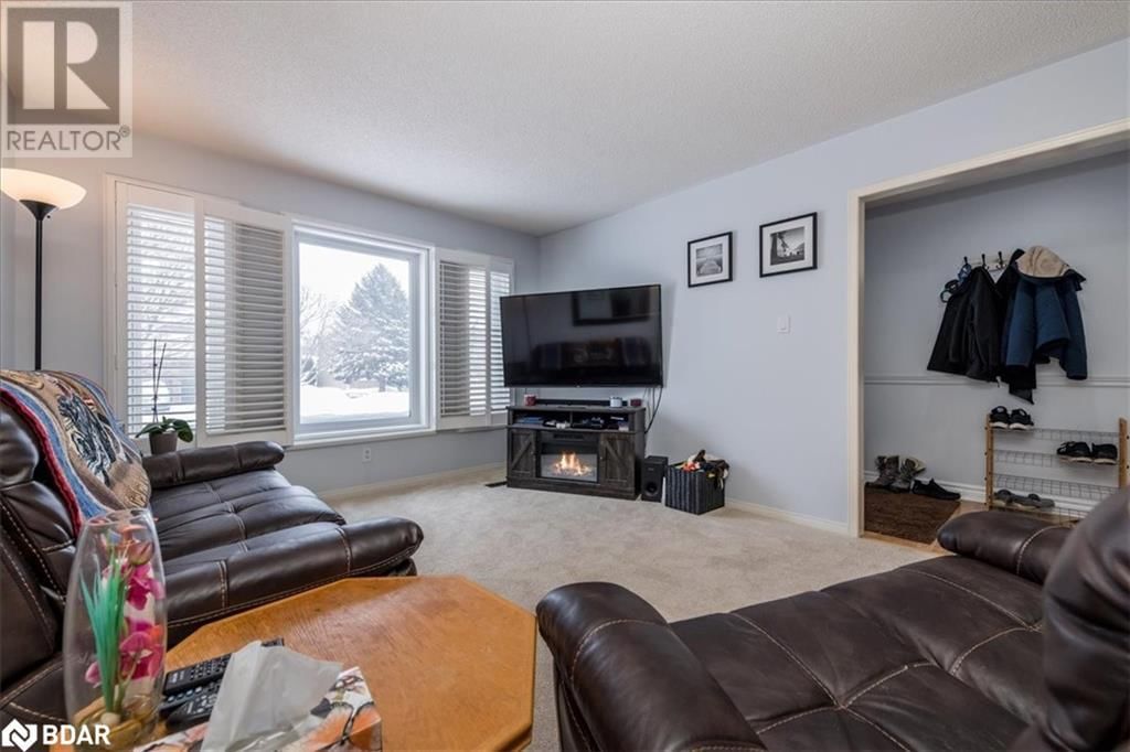 107 BROWN STREET Image 4