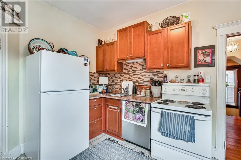 204 HERKIMER STREET Image 21