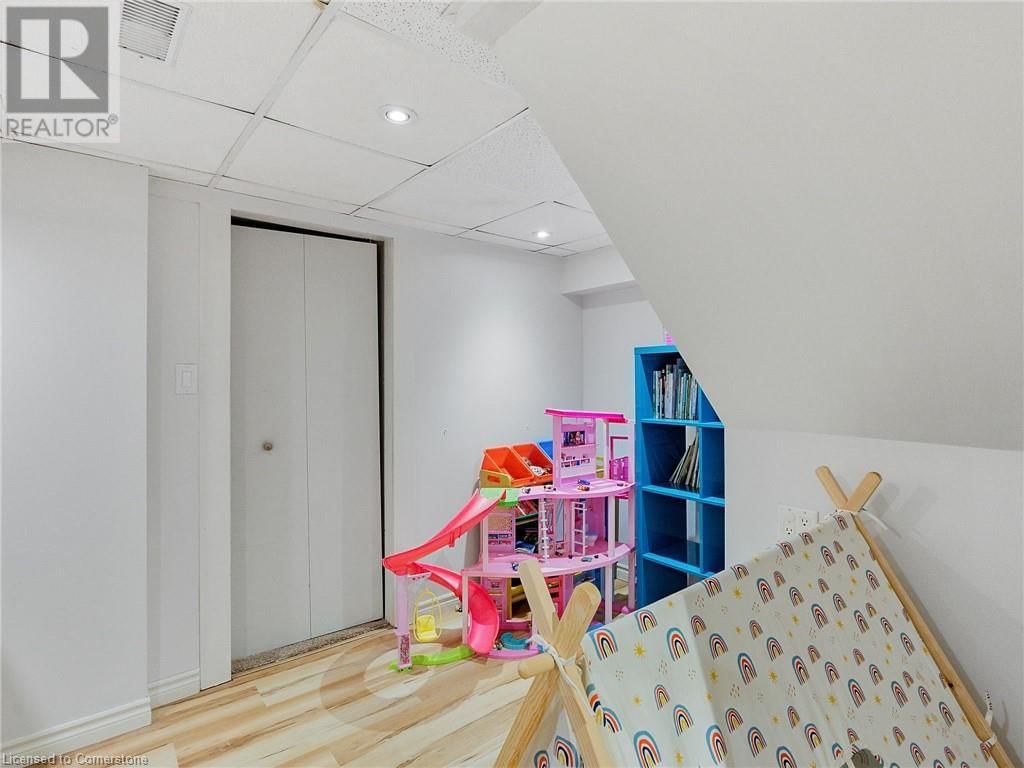173 NAPOLI COURT Image 42