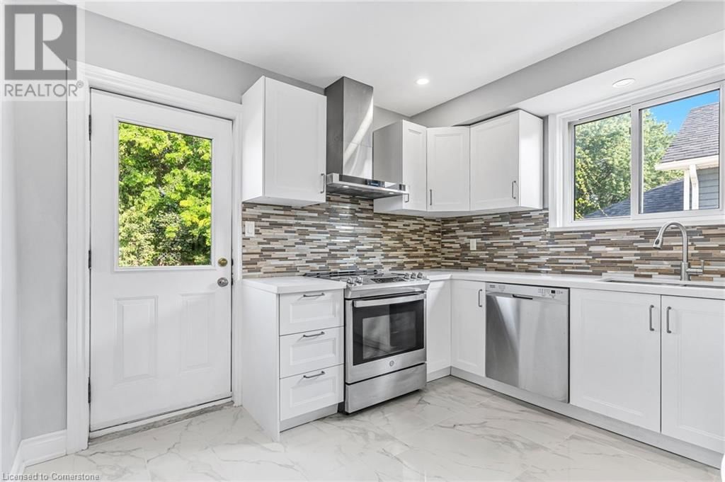 146 CRAIGROYSTON ROAD Image 10