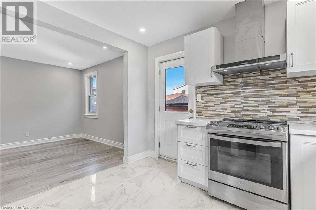 146 CRAIGROYSTON ROAD Image 13