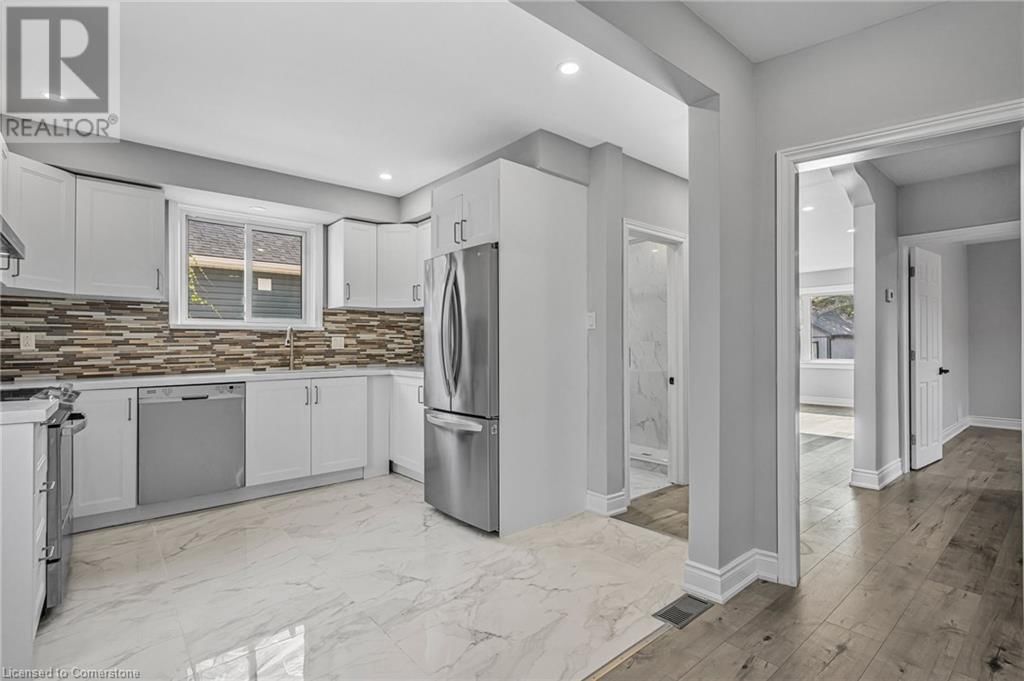 146 CRAIGROYSTON ROAD Image 18