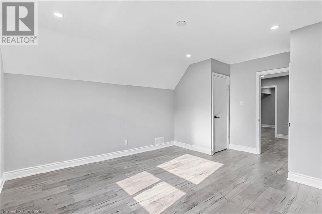 146 CRAIGROYSTON ROAD Image 26
