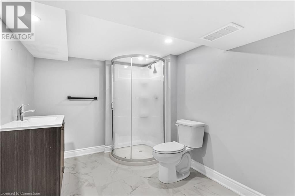 146 CRAIGROYSTON ROAD Image 33