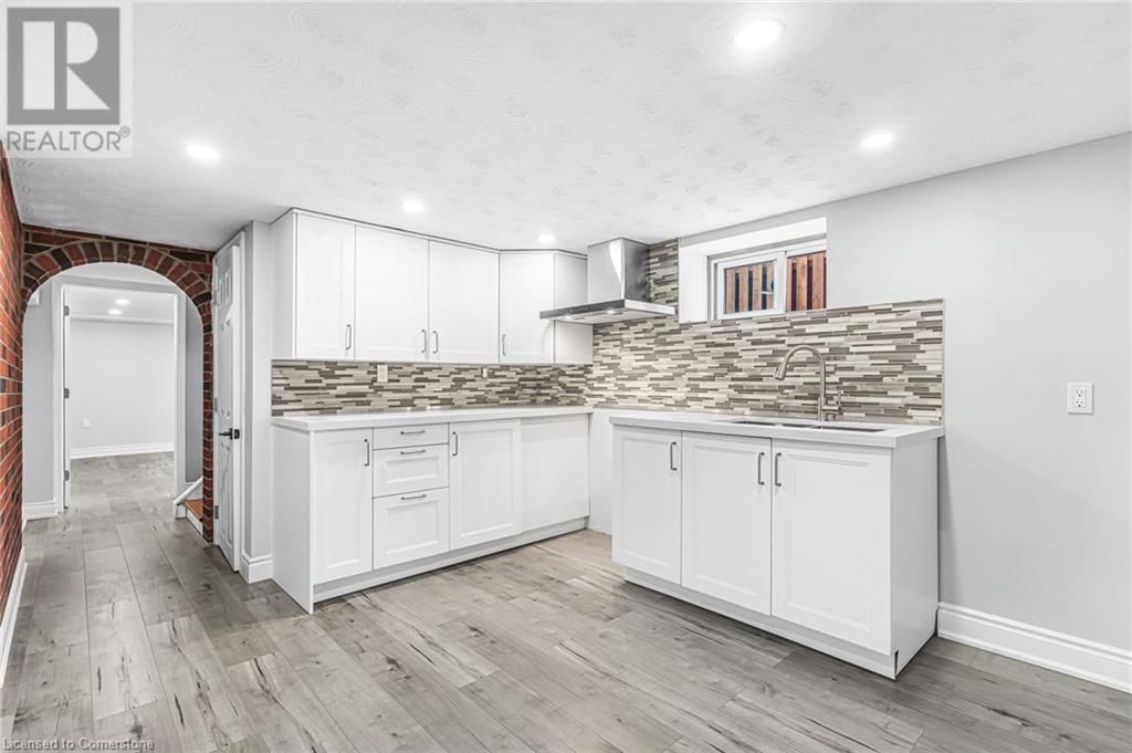 146 CRAIGROYSTON ROAD Image 35