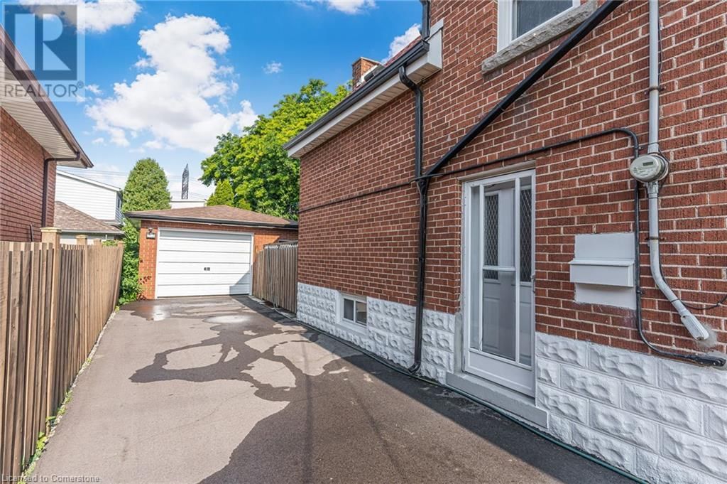 146 CRAIGROYSTON ROAD Image 39