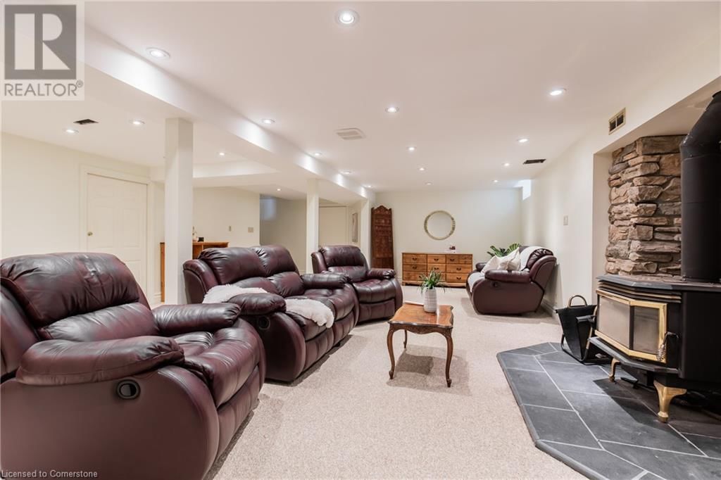 461 GOLDEN OAK DRIVE Image 25