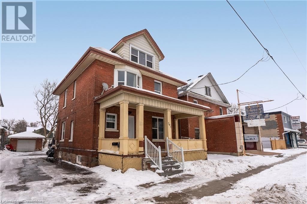 191 SIMCOE STREET SOUTH Image 2