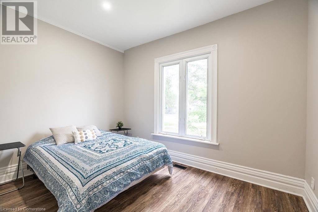 354 SPRUCE STREET Image 11