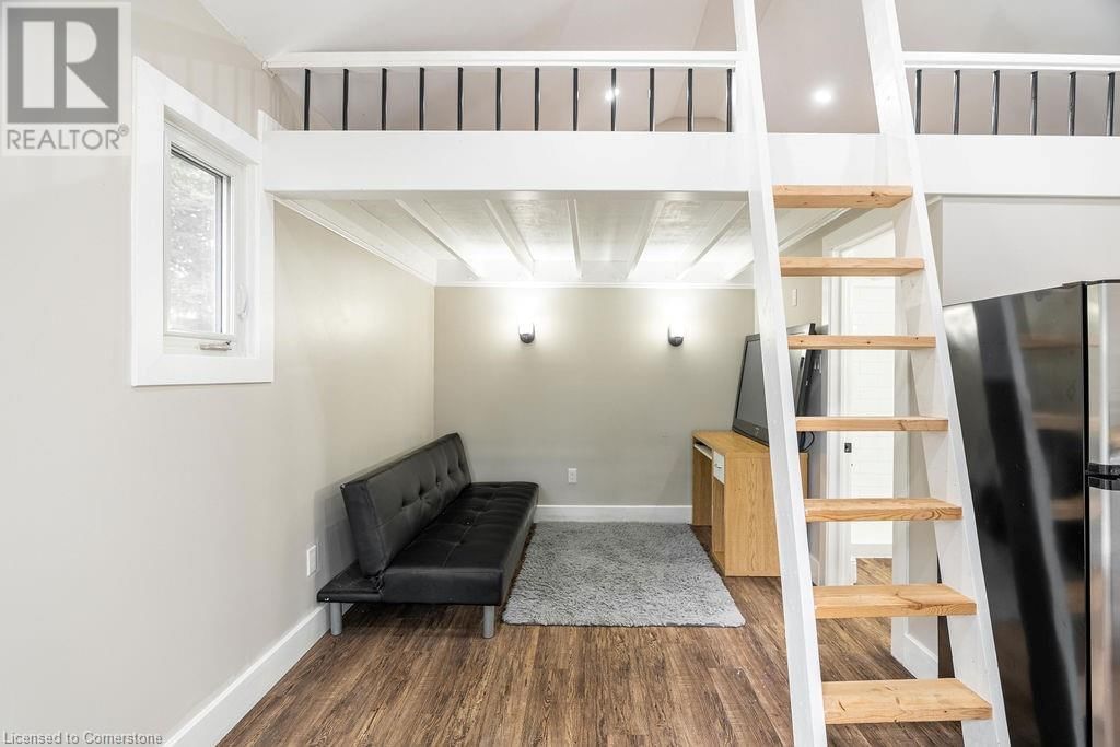 354 SPRUCE STREET Image 13