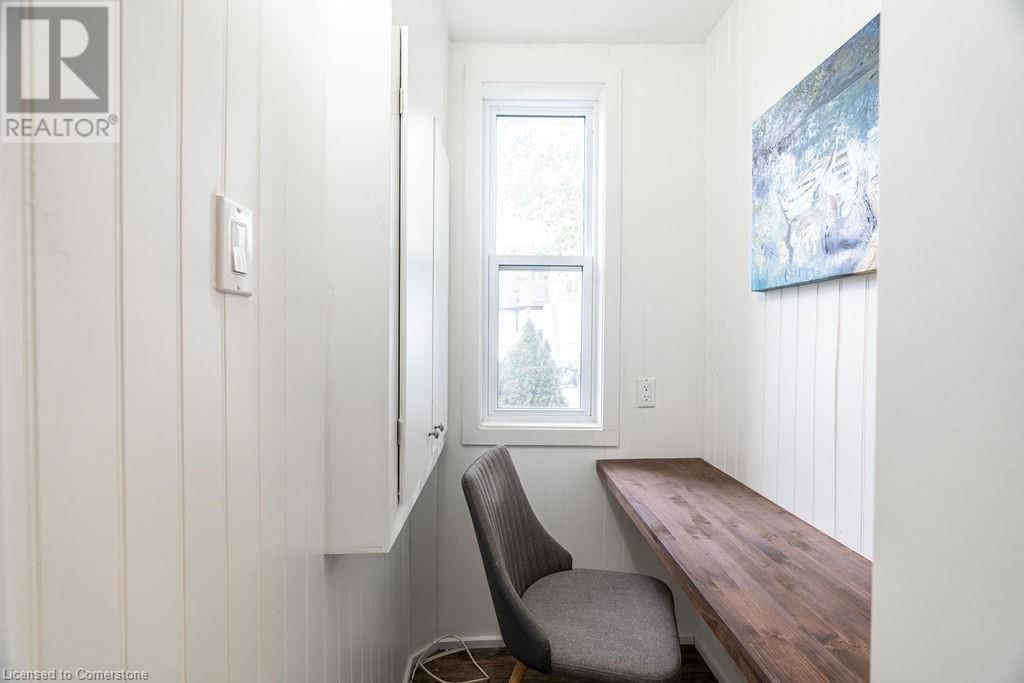354 SPRUCE STREET Image 16