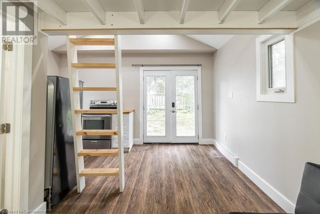354 SPRUCE STREET Image 25