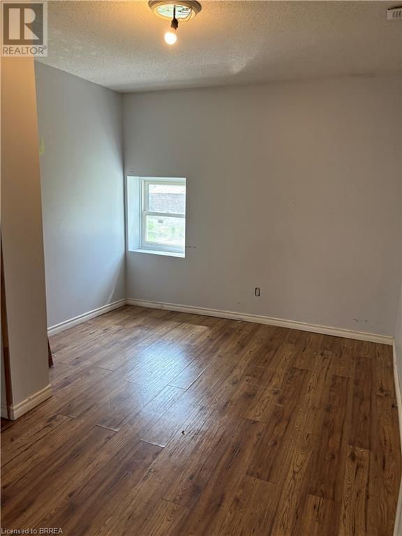 96 GRAND RIVER AVENUE Image 4