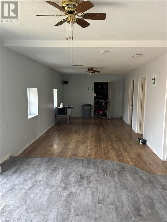 96 GRAND RIVER AVENUE Image 8
