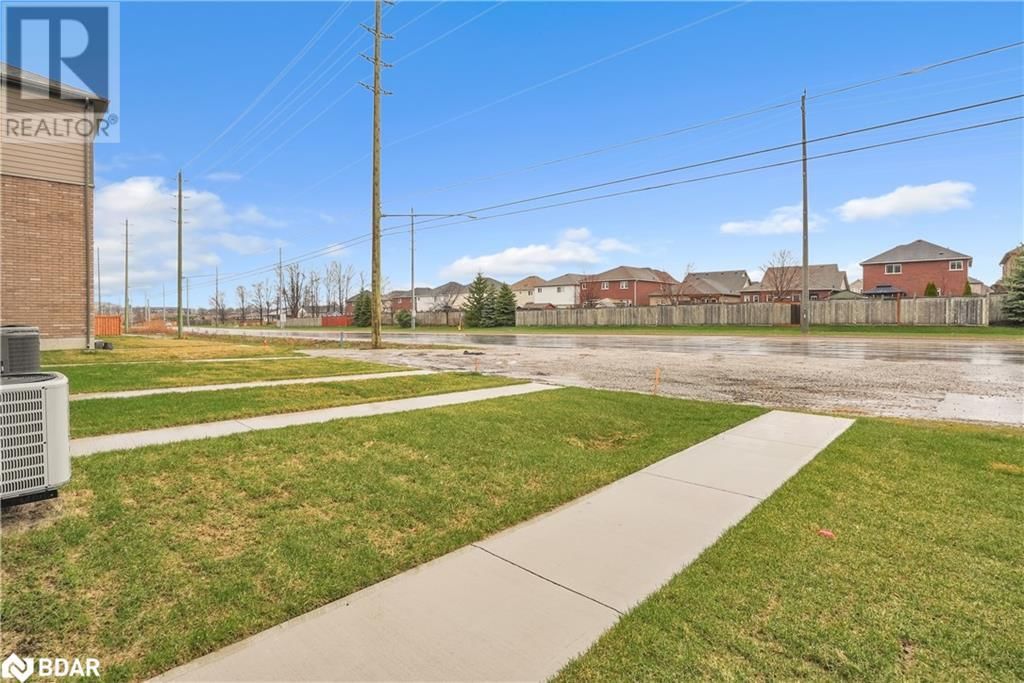 49 PUMPKIN CORNER CRESCENT Image 35