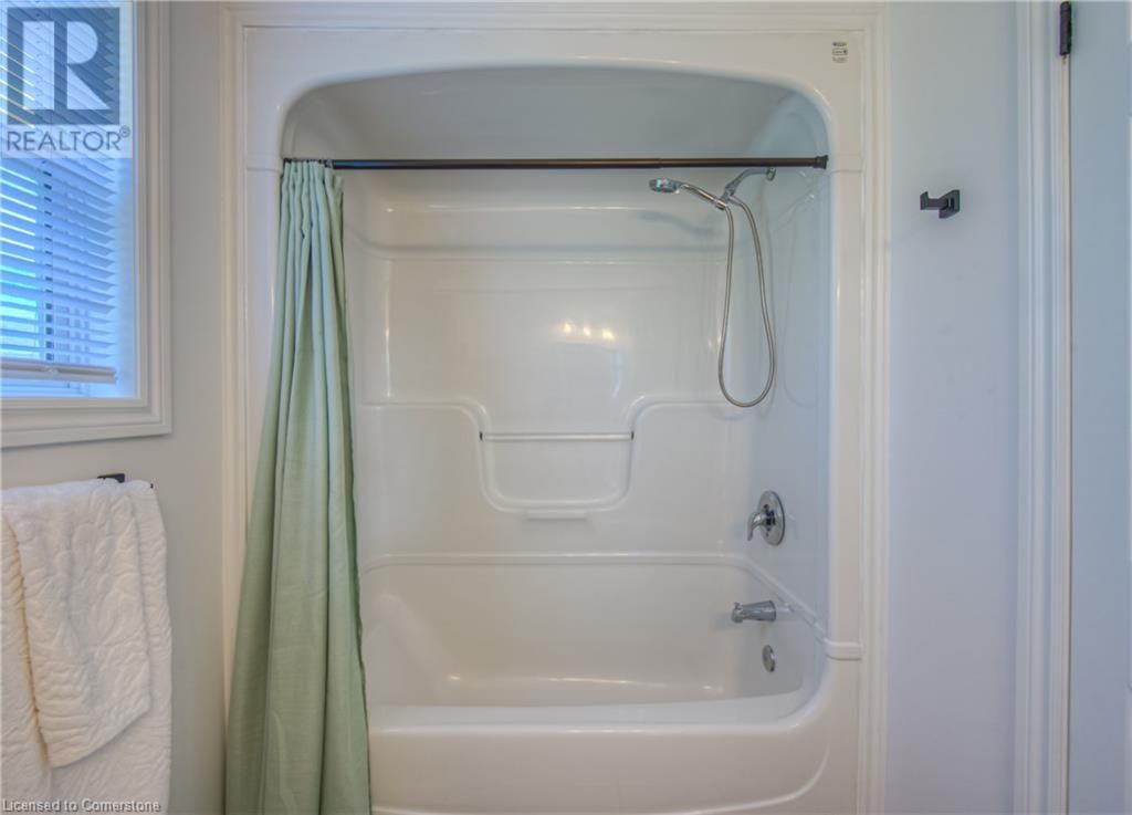 511 MARINER DRIVE Image 28