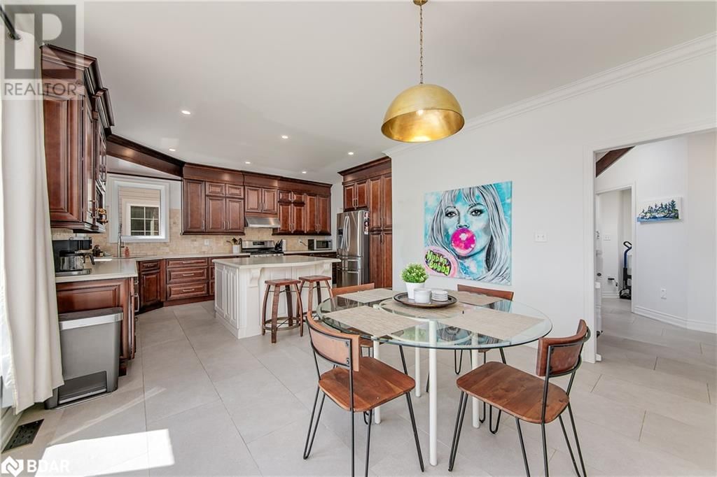 108 SUCCESSION CRESCENT Image 16
