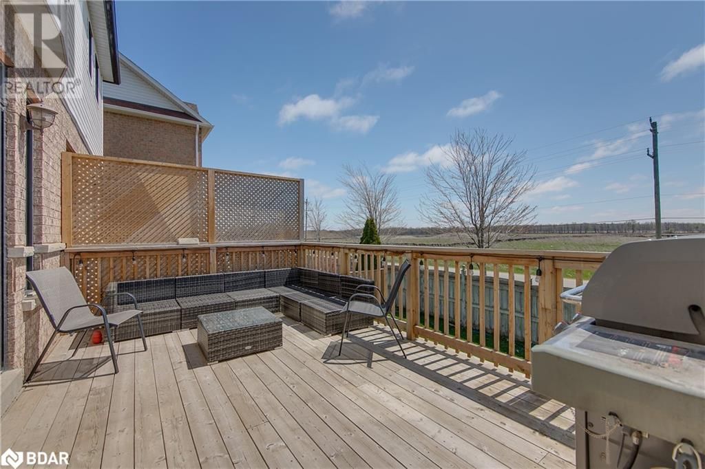 108 SUCCESSION CRESCENT Image 19