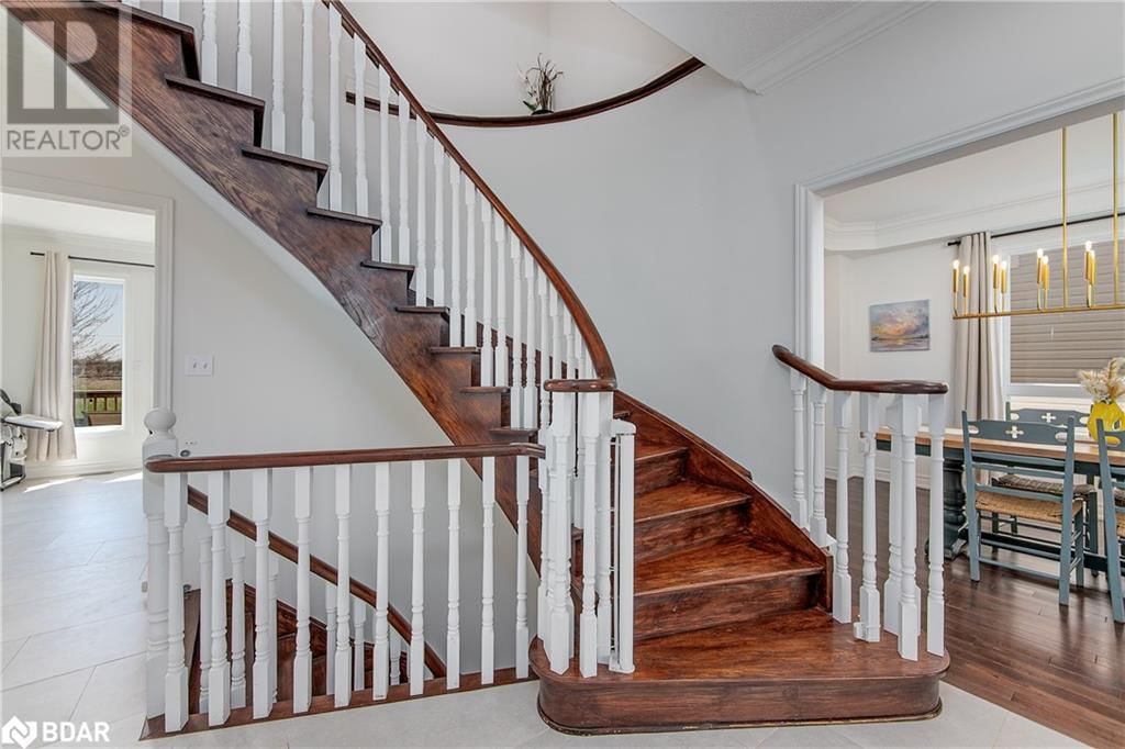108 SUCCESSION CRESCENT Image 22