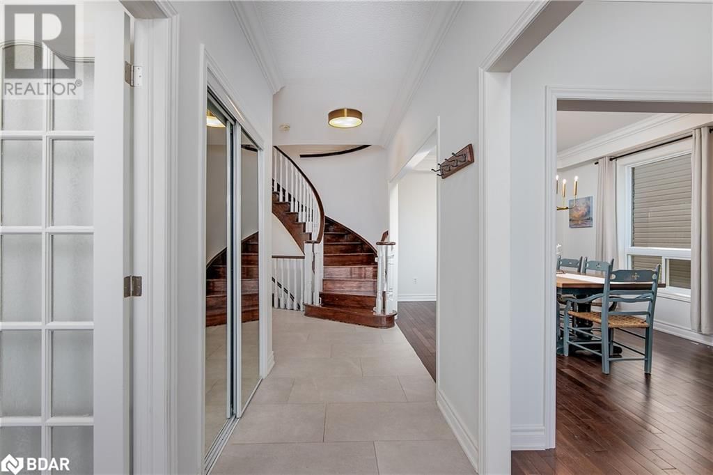 108 SUCCESSION CRESCENT Image 3