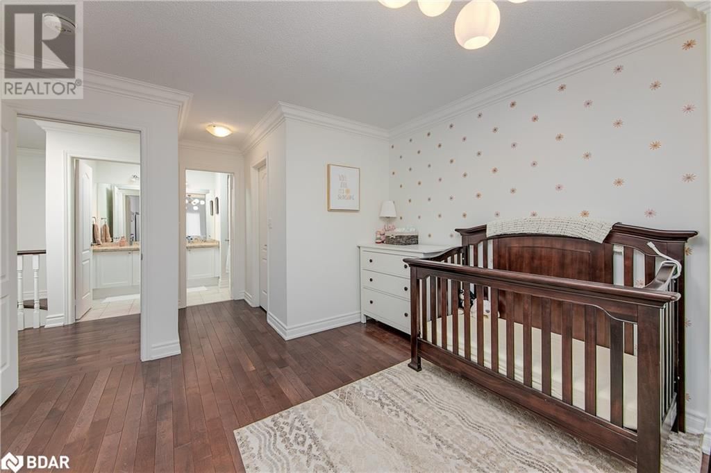 108 SUCCESSION CRESCENT Image 31