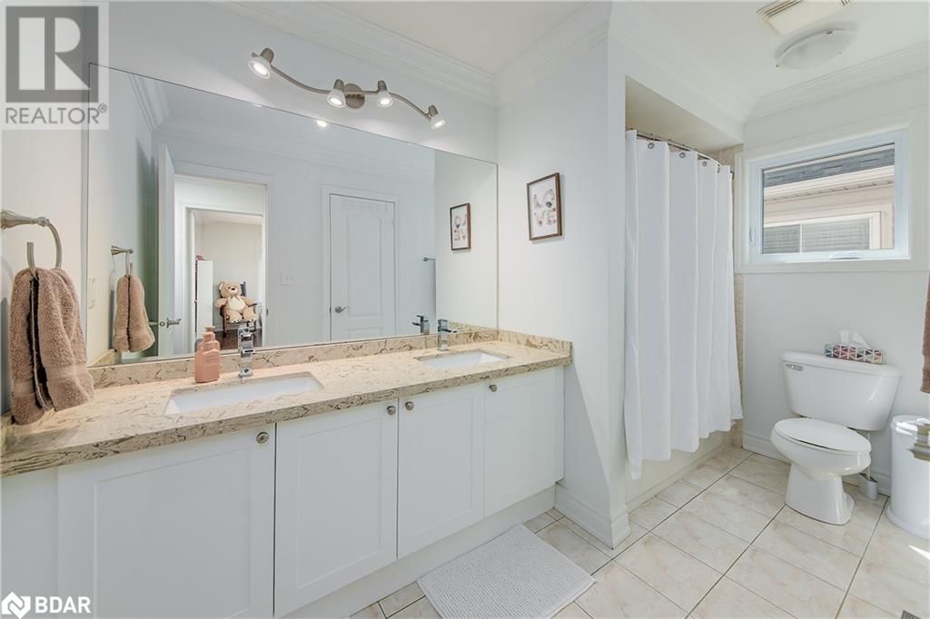 108 SUCCESSION CRESCENT Image 32
