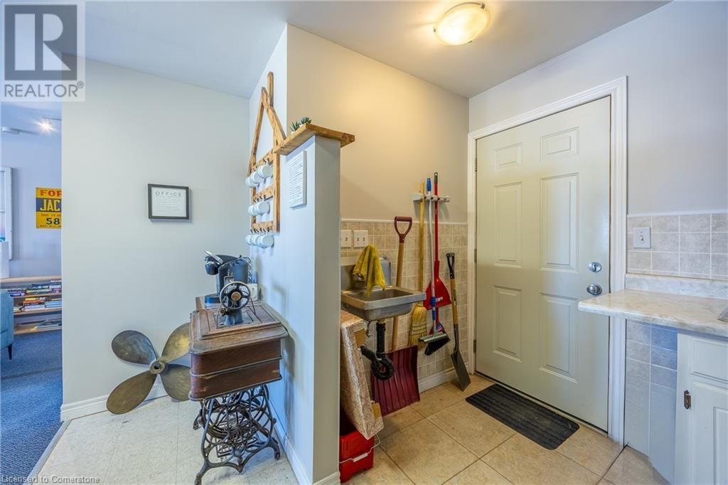 23 HARBOUR STREET Image 11
