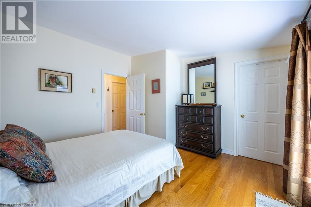 23 HARBOUR STREET Image 25