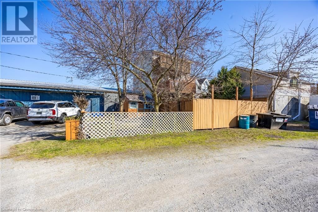 23 HARBOUR STREET Image 35