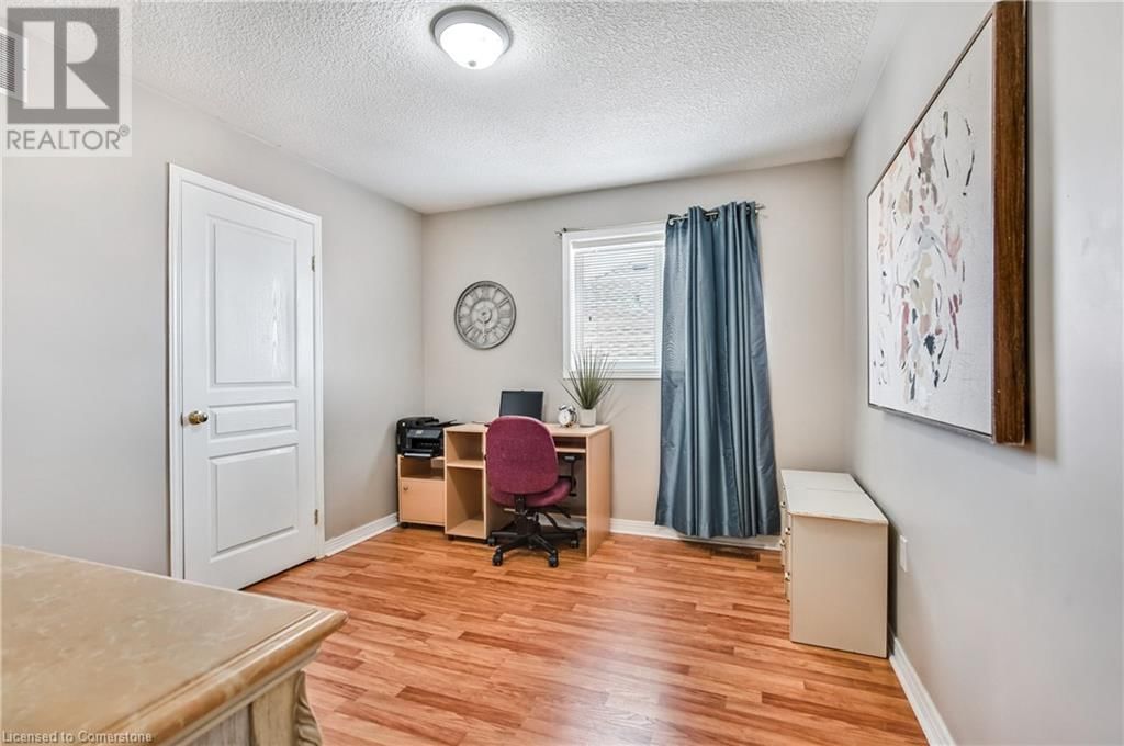 24 DIAMOND COURT Image 22