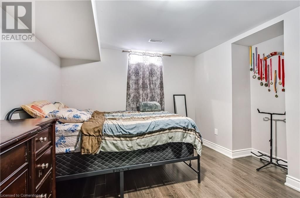 24 DIAMOND COURT Image 35
