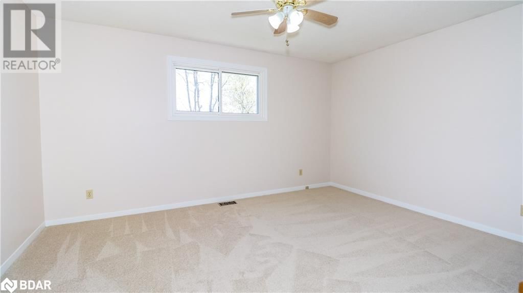 82 MELINDA CRESCENT Image 21
