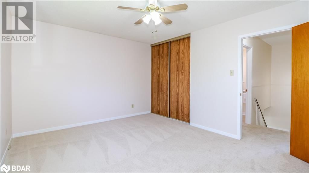 82 MELINDA CRESCENT Image 23