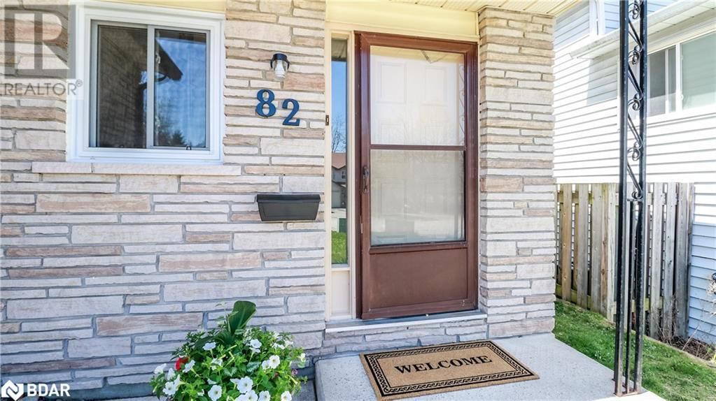 82 MELINDA CRESCENT Image 3