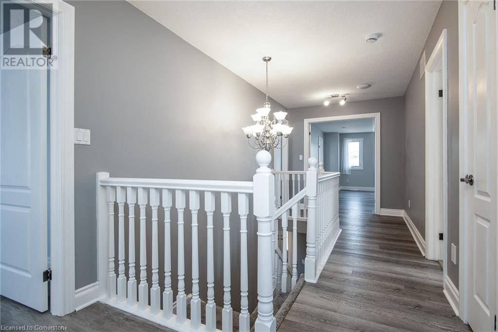 35 YARROW COURT Image 18