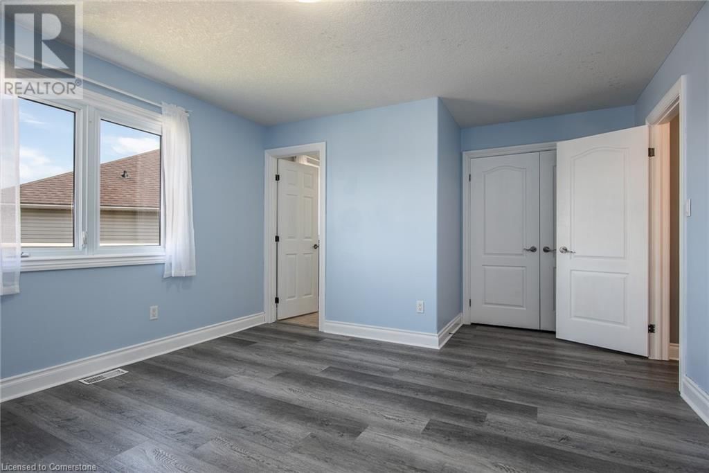 35 YARROW COURT Image 25