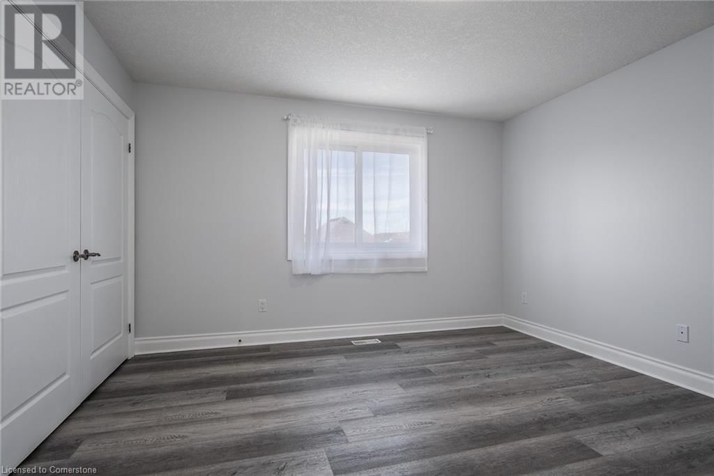 35 YARROW COURT Image 27