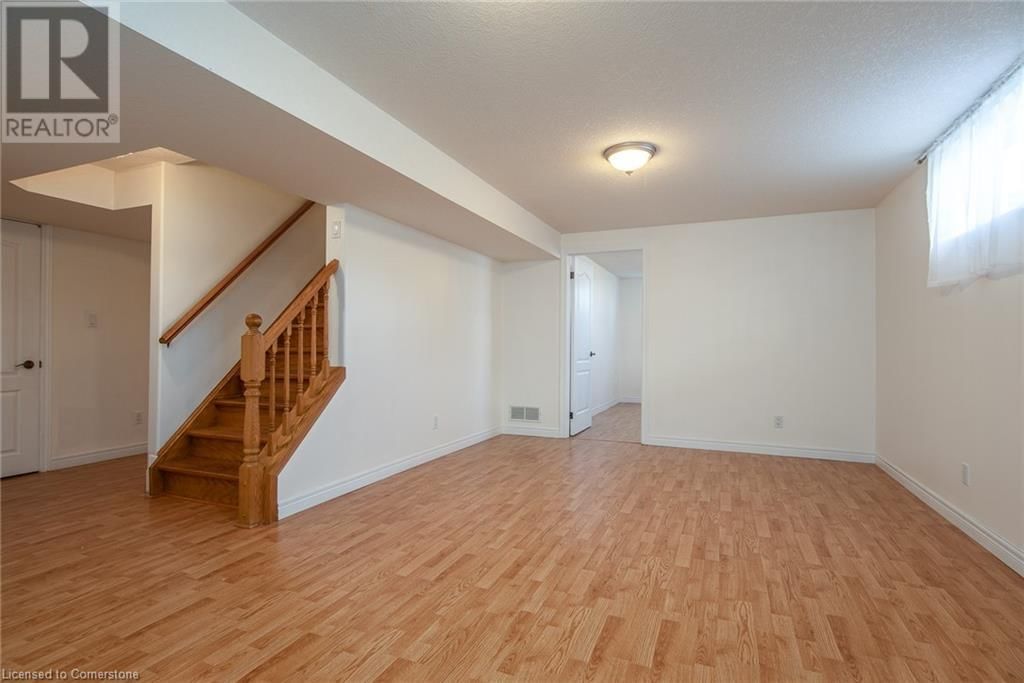 35 YARROW COURT Image 37