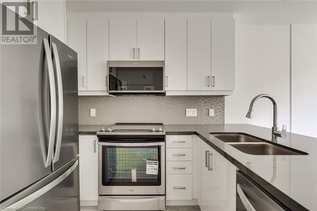 302 - 479 CHARLTON AVENUE EAST Image 9