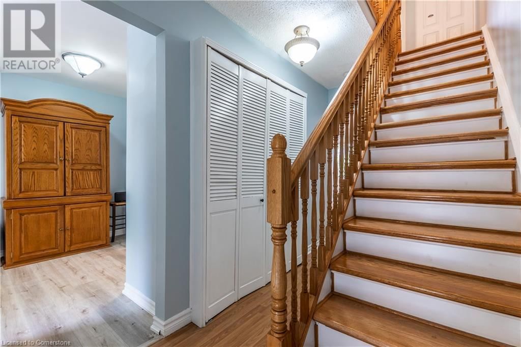 7 - 121 MORGAN AVENUE Image 14