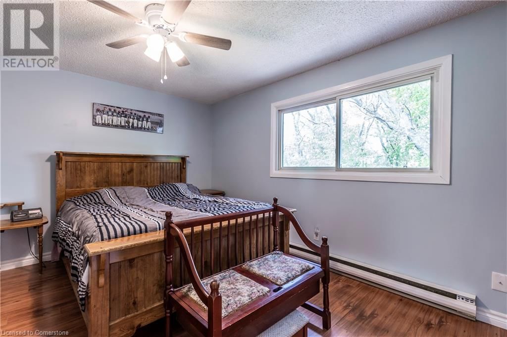7 - 121 MORGAN AVENUE Image 15