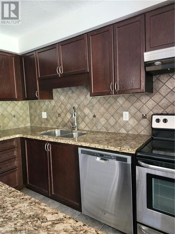 30 - 535 MARGARET ST STREET Image 12