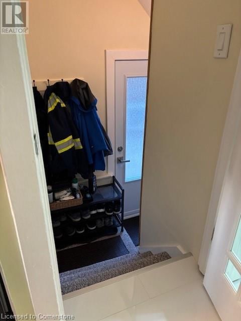 140 OTTAWA STREET SOUTH Image 23