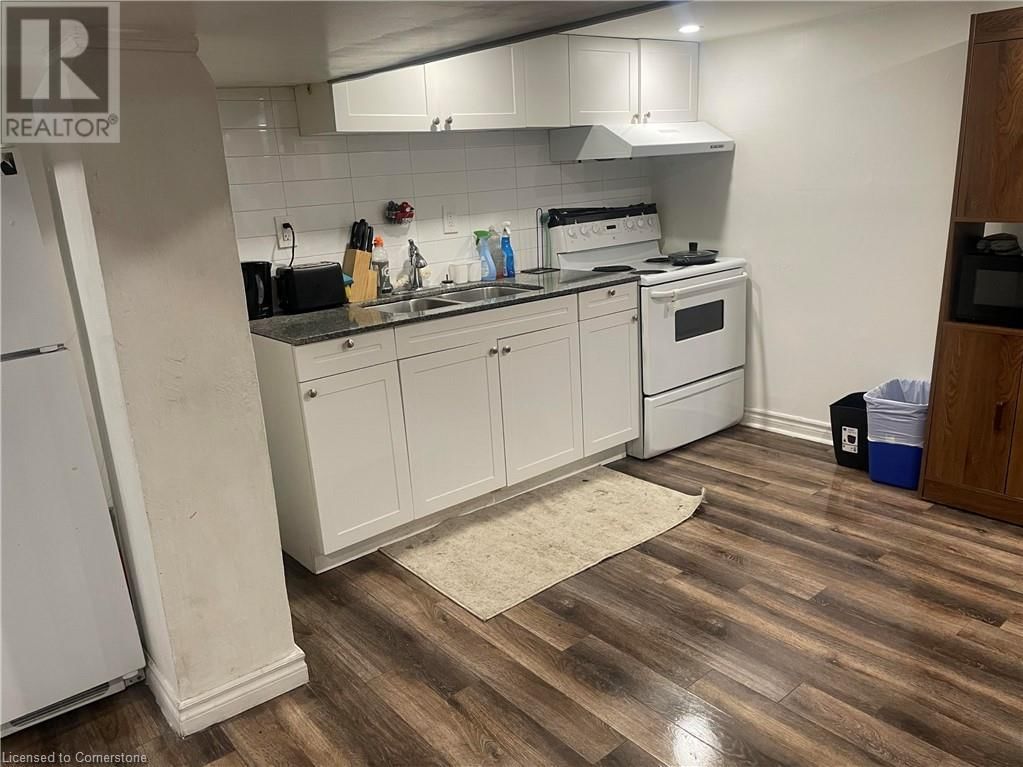 992 MONTCLAIR AVENUE Image 29