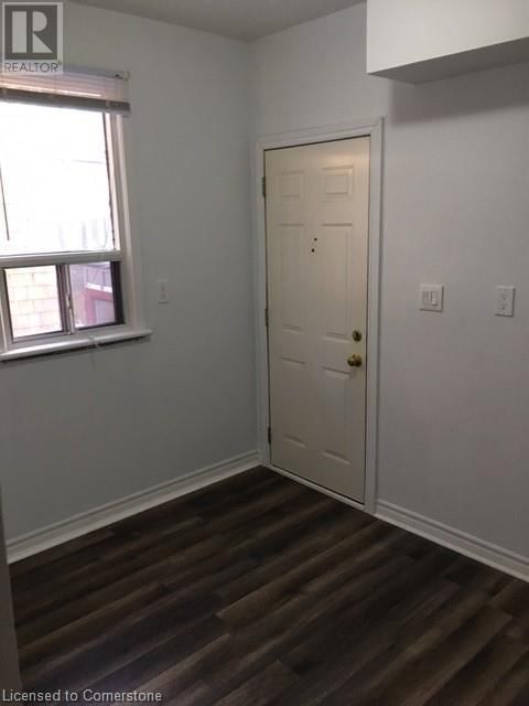 992 MONTCLAIR AVENUE Image 34